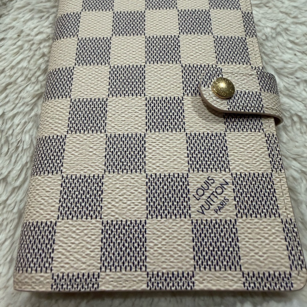 Authentic Louis Vuitton Damier Azul small ring agenda